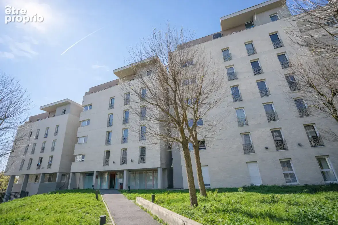 Investissement locatif - T2 meublé + parking - photo 7