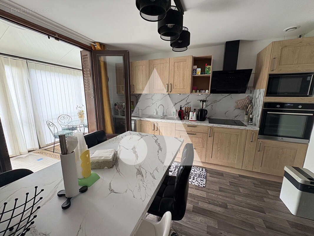 Maison à LARGENTIERE