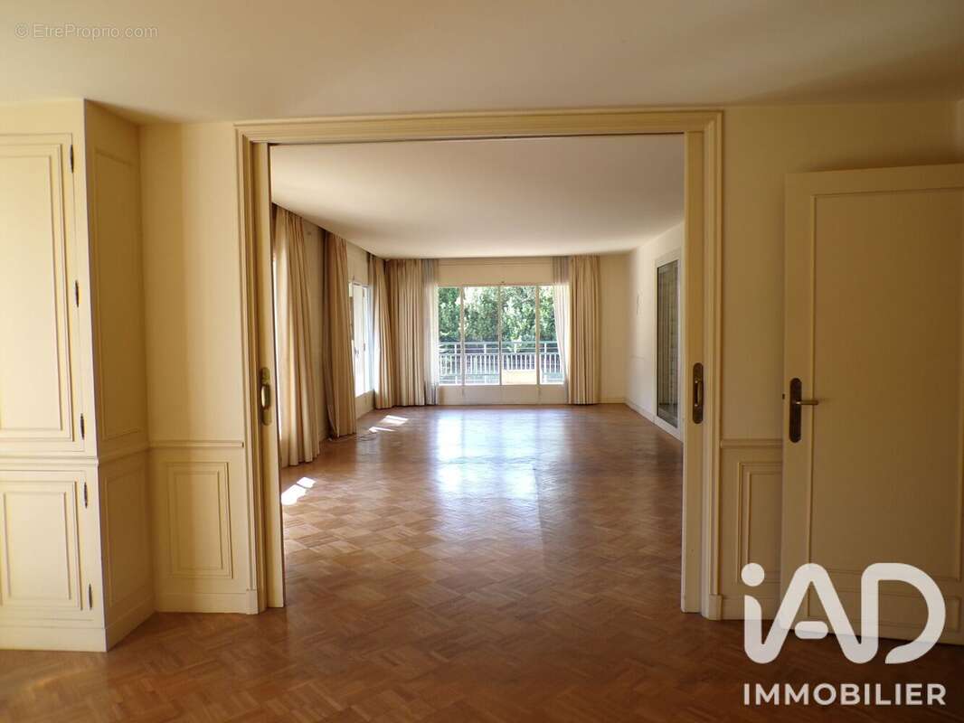 Photo 4 - Appartement à MARSEILLE-8E