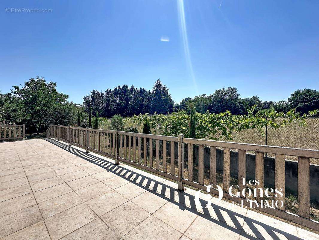 Brindas - Maison T4  de Plain pied - 960 m2 de terrain - gar - photo 7
