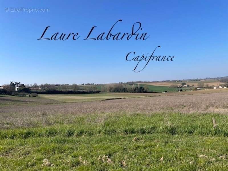 Terrain à LEVIGNAC-DE-GUYENNE