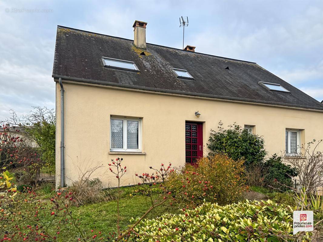 Maison à SABLE-SUR-SARTHE