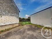 Terrain à MALAY-LE-GRAND