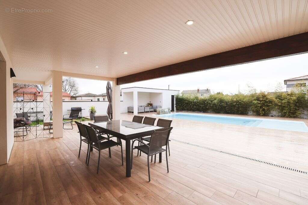 Maison à COLOMIERS