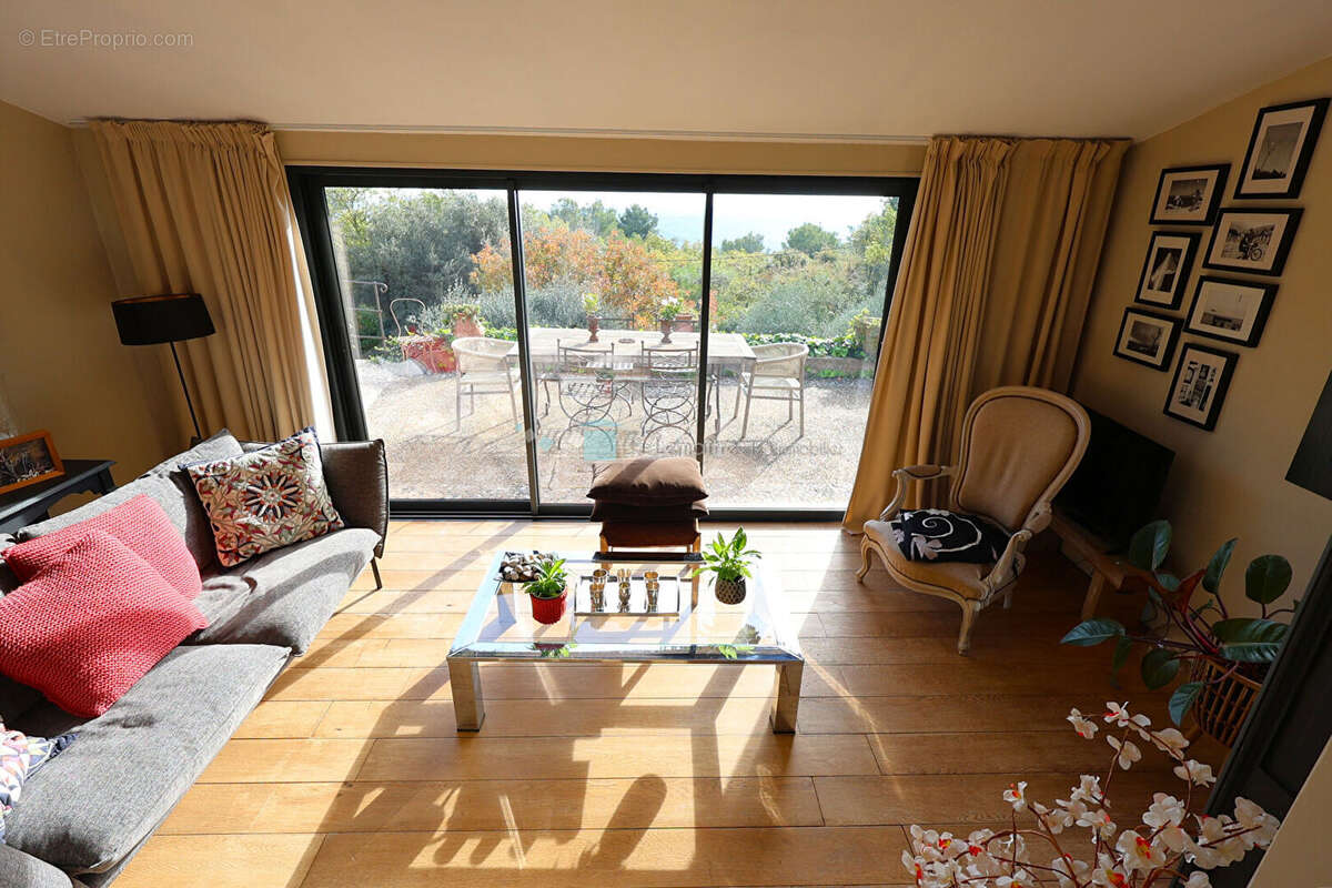 Villa Grasse 10 pièces 240 m² en 2 habitations sur oliveraie de 5147 m²  vue mer - photo 8