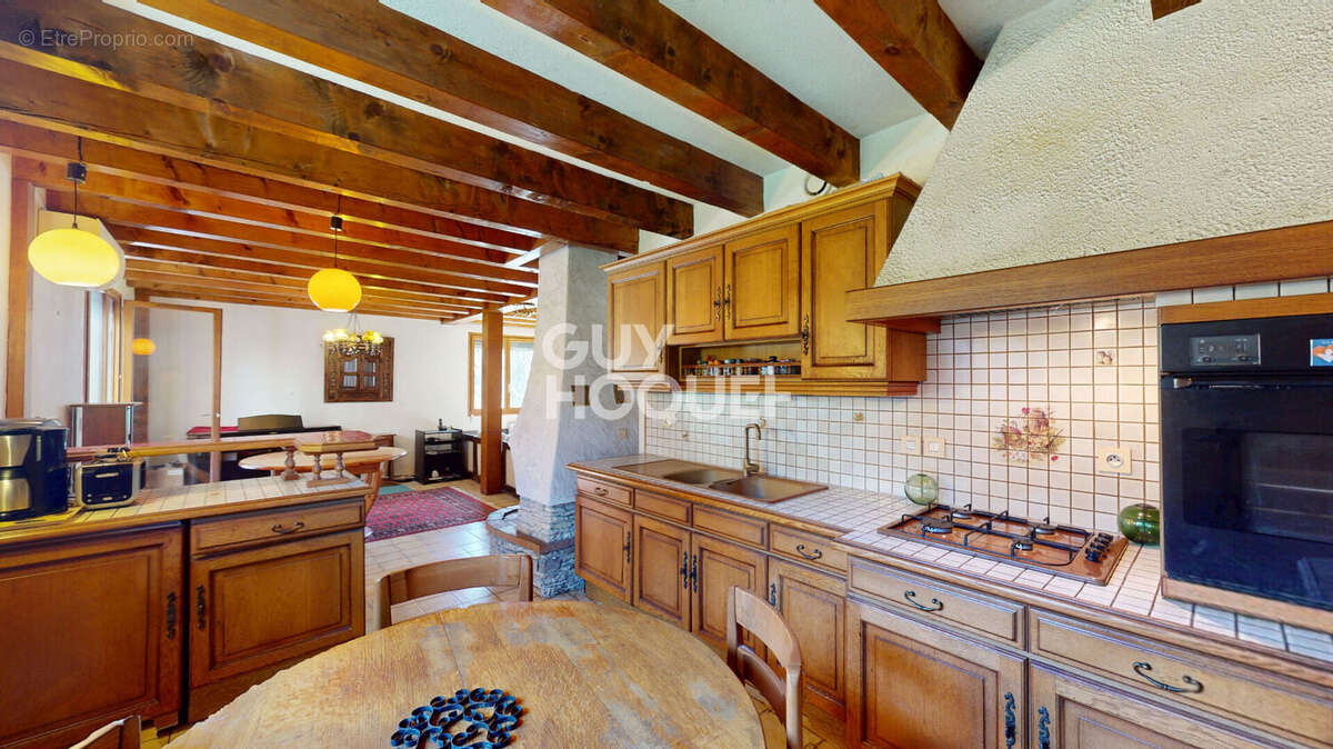 Maison à SAINT-JORIOZ