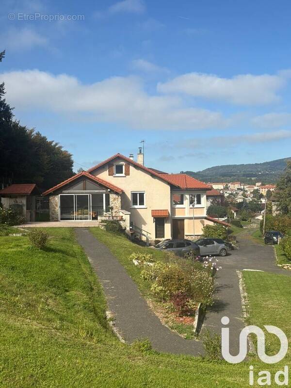 Photo 1 - Maison à RETOURNAC