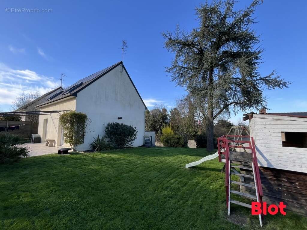 Maison à ERCE-EN-LAMEE