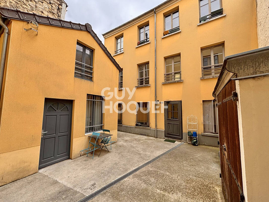 Appartement à SAINT-OUEN