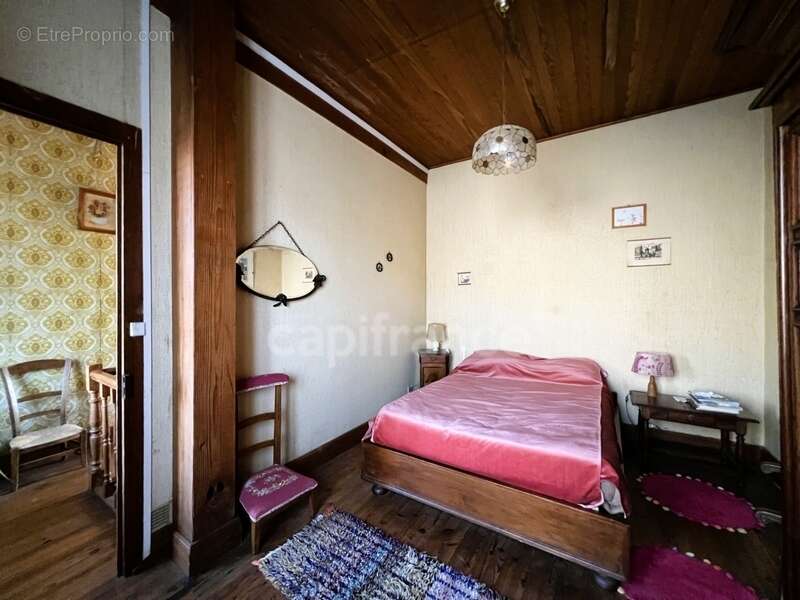 Maison à CHEVANCEAUX