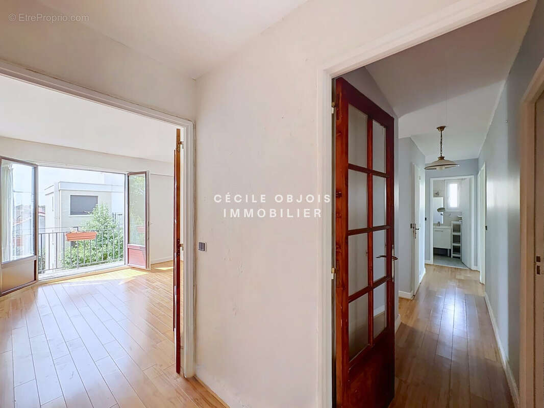 Appartement à CHENNEVIERES-SUR-MARNE