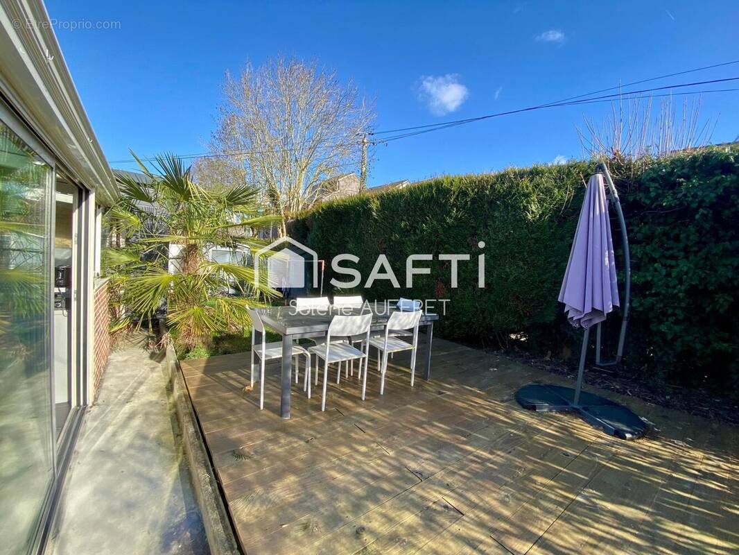 Photo 1 - Maison à CANTELEU