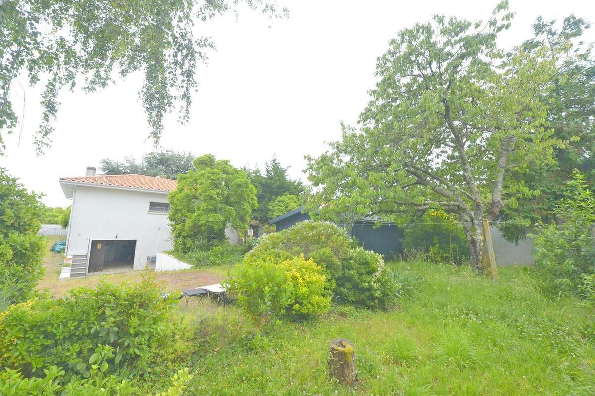 Maison à SAINT-GEORGES-DE-DIDONNE