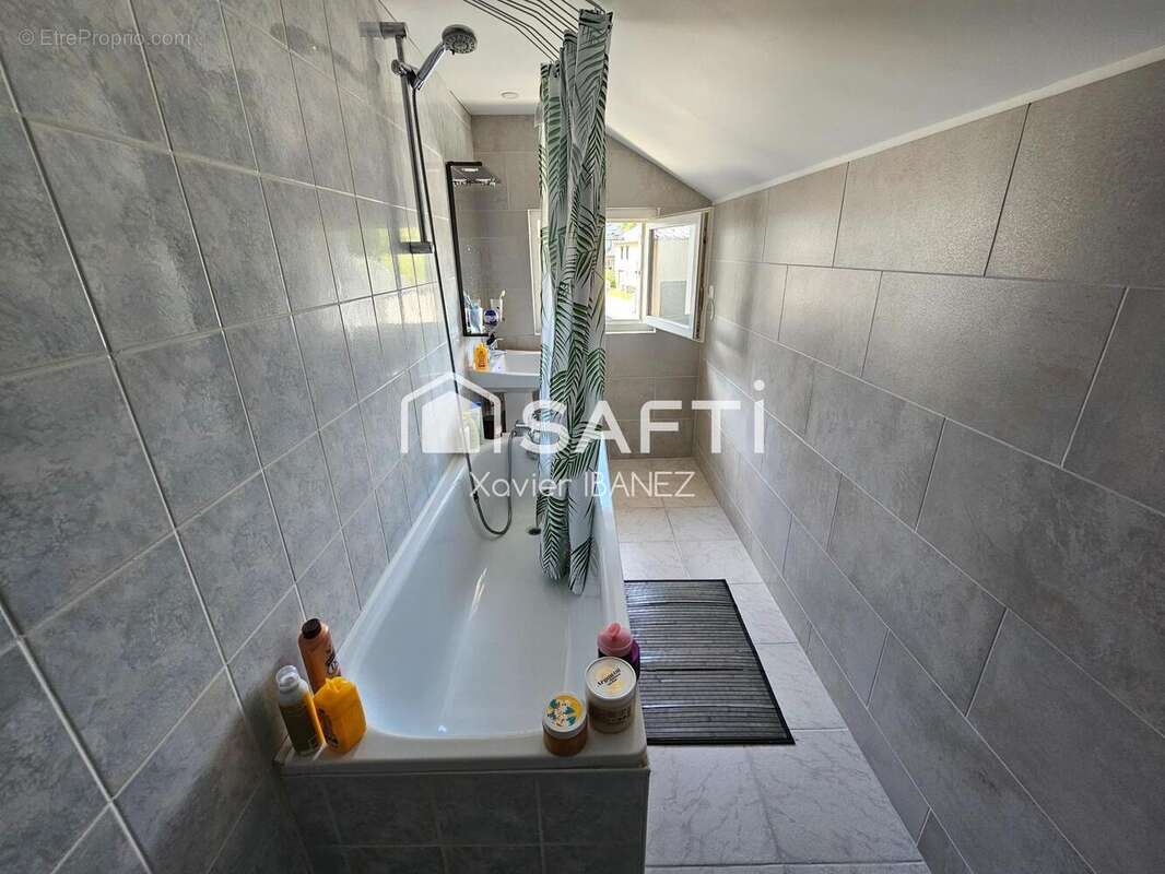 Photo 9 - Appartement à SAINT-CHELY-D'APCHER