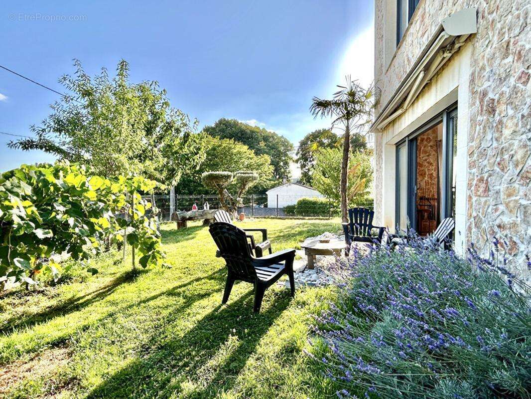 Maison à FLOIRAC