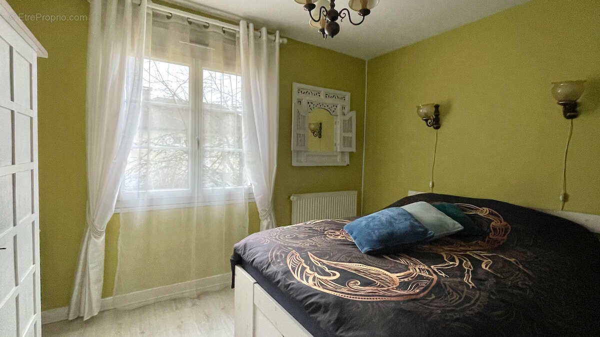 Maison à LA FERRIERE-SUR-RISLE