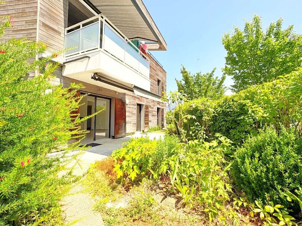 Appartement à SEYNOD