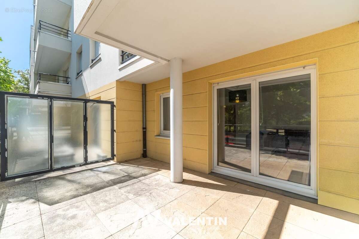 Appartement 84 m² à Metz  - photo 5
