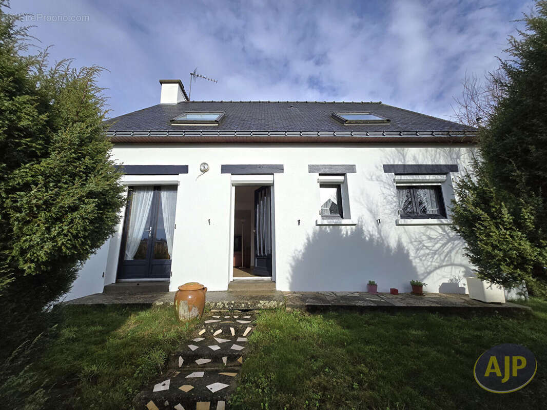 Maison à GUEGON