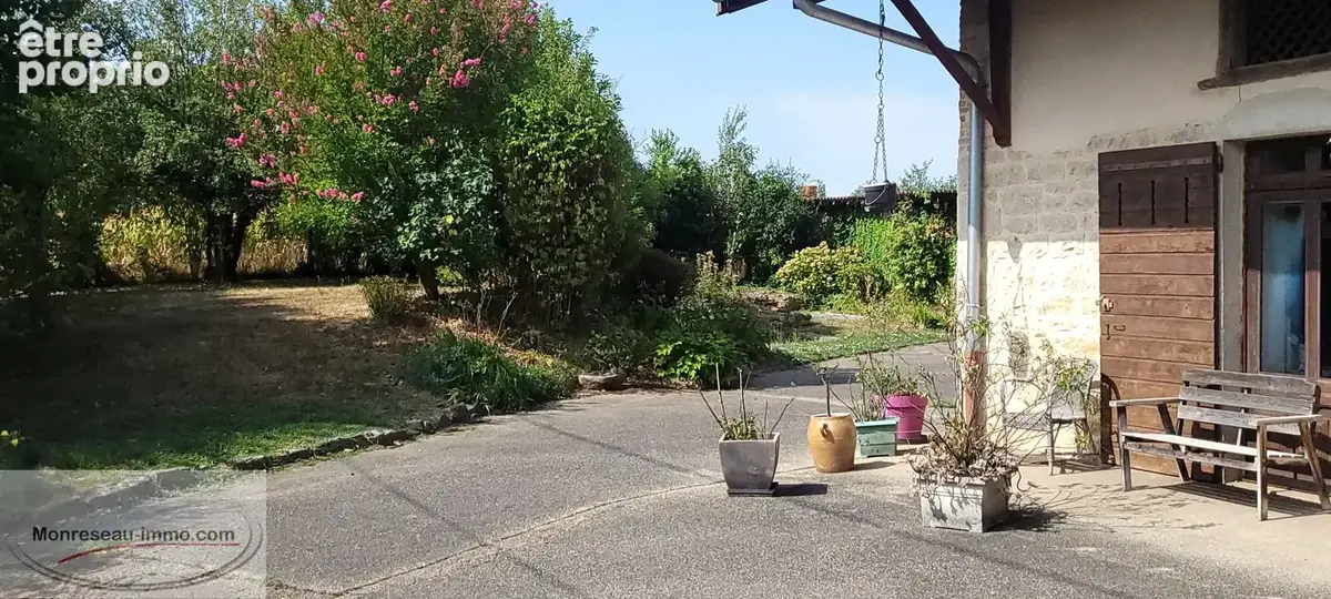 Ferme bressane rénovée avec goût au pied du Revermont - photo 3