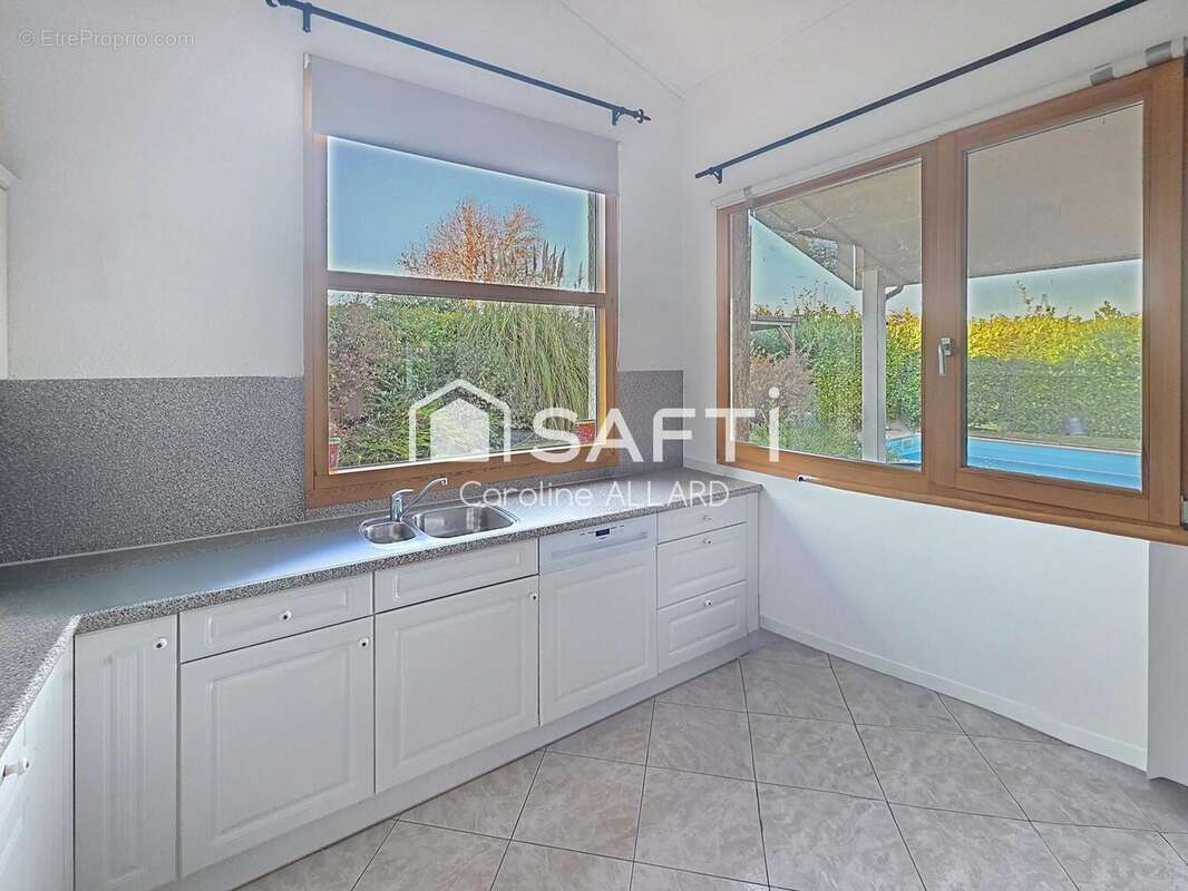 Photo 2 - Maison à LOMBEZ