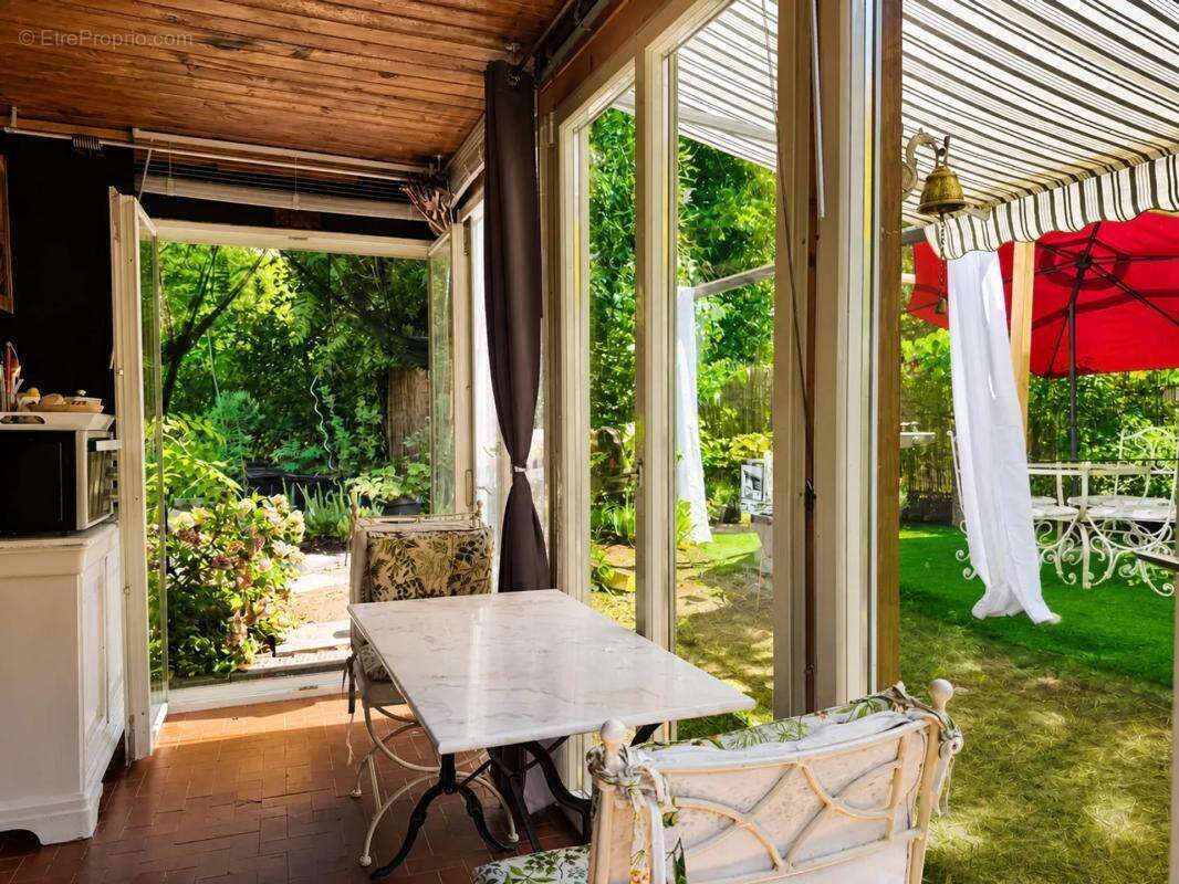 Chalet de 1 pièce de 32 m² à Lantosque - photo 3