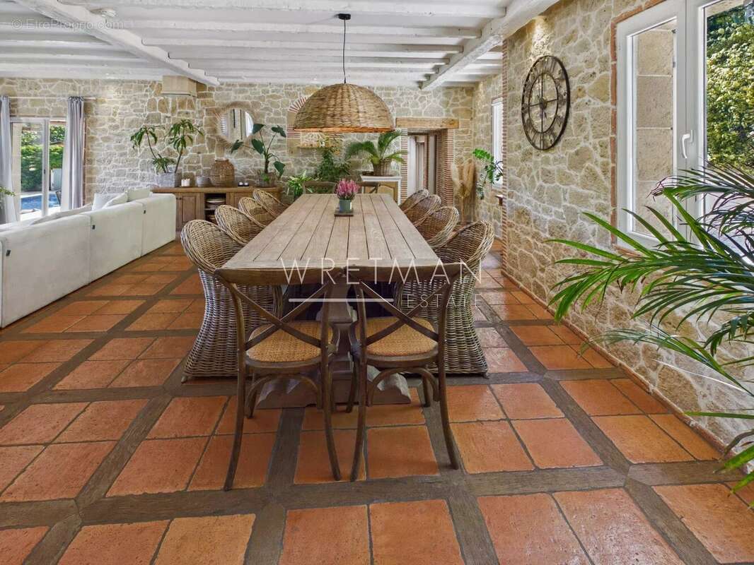 Maison à LA MOTTE