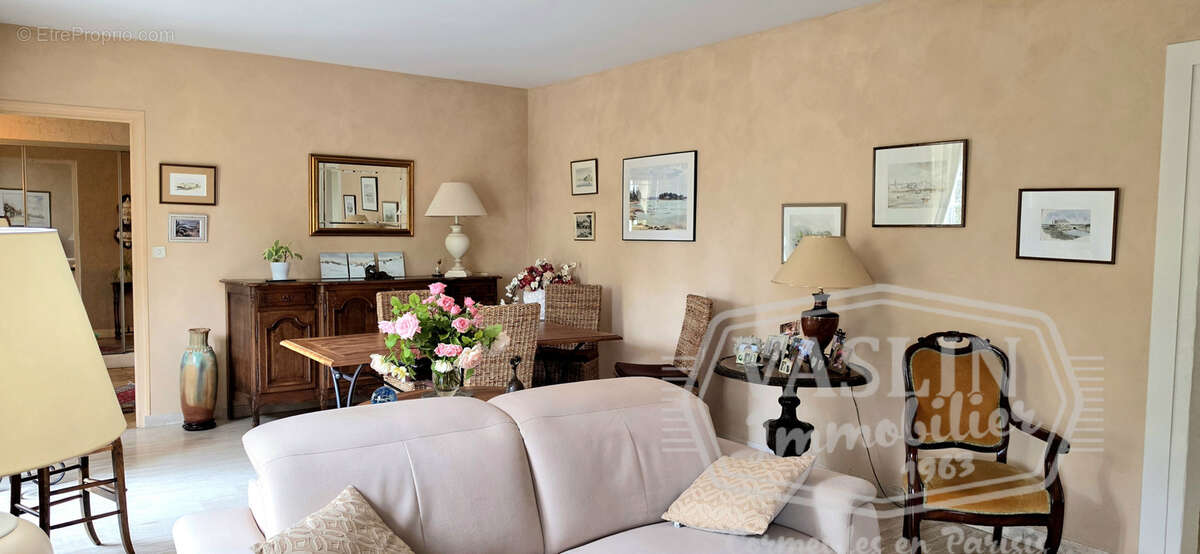 Maison à LA FRETTE-SUR-SEINE