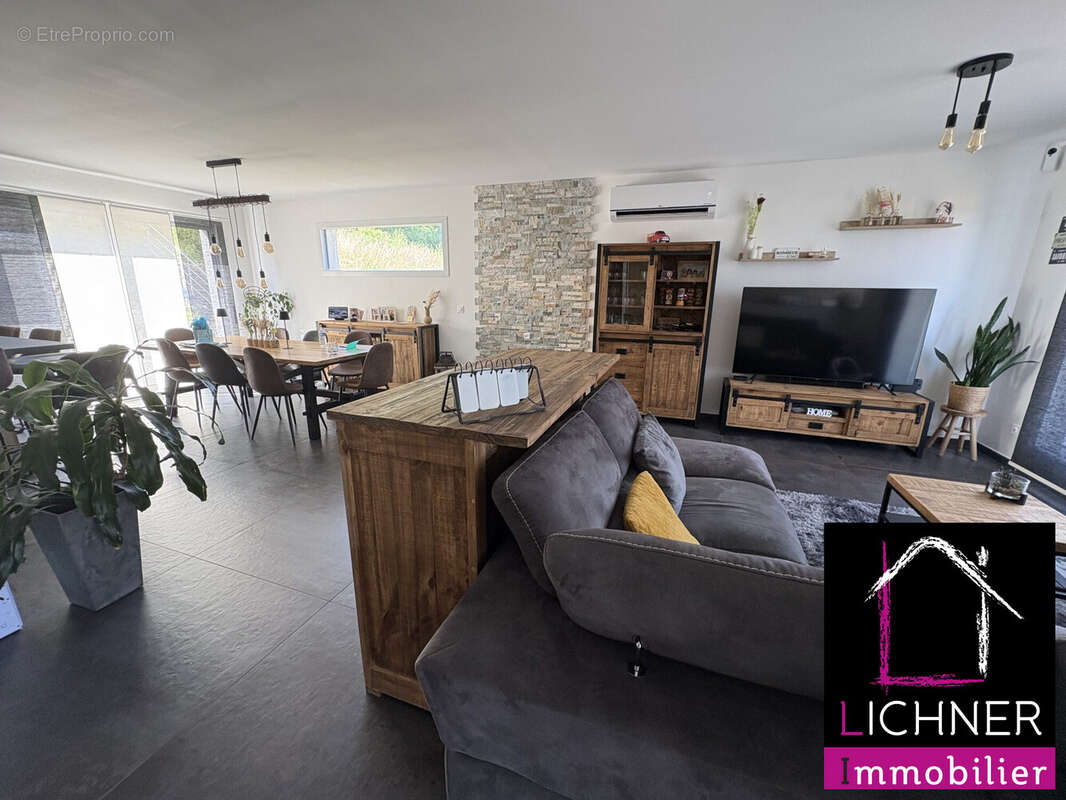 Maison à LACHAMBRE