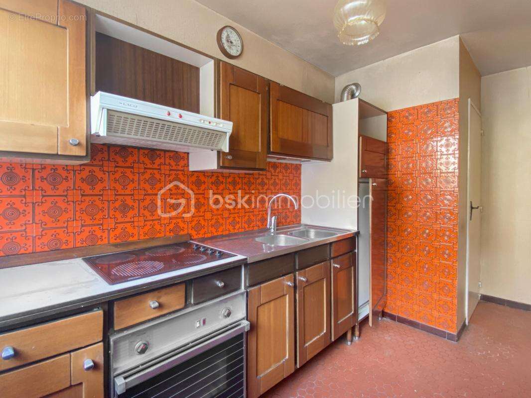 Appartement à VILLE-D&#039;AVRAY