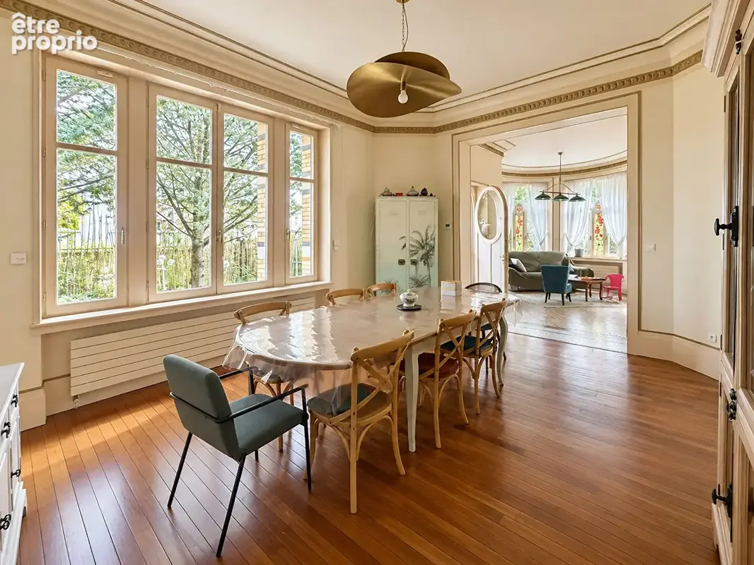 Nancy / exceptionnelle villa art nouveau / 515 m² / 13 chambres / terrain de 1 070 m² - photo 4