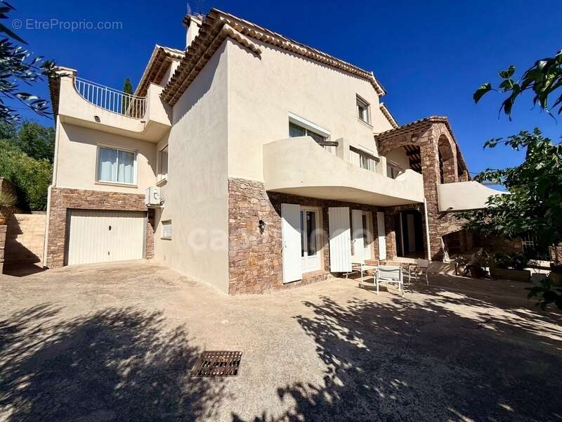 Maison à DRAGUIGNAN