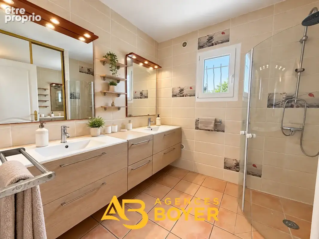 Bandol   Pierreplane  Maison 152 m2 avec T2 indépendant, proche plages - photo 8