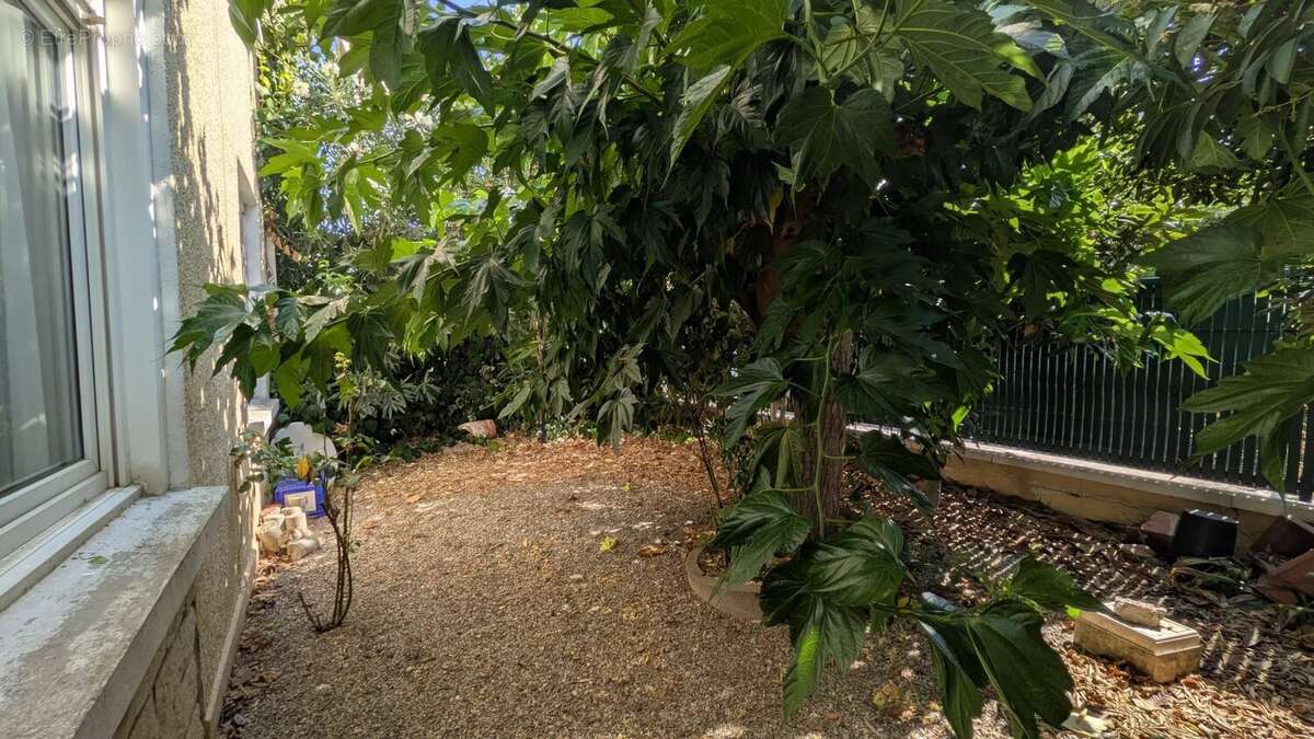 Maison de 3 chambres avec jardin et garage à Narbonne - photo 5