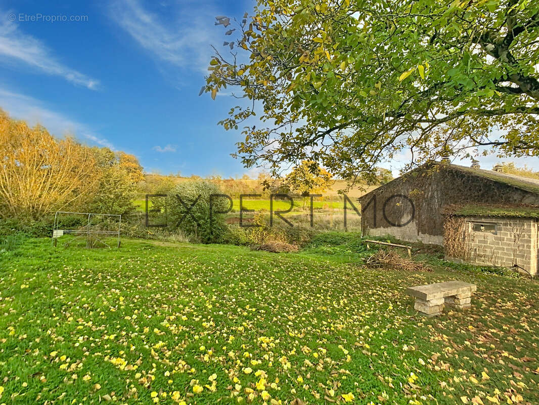 Maison à MONTS-EN-BESSIN