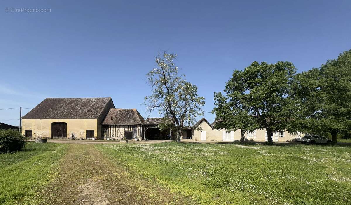 Maison à LAMONZIE-SAINT-MARTIN