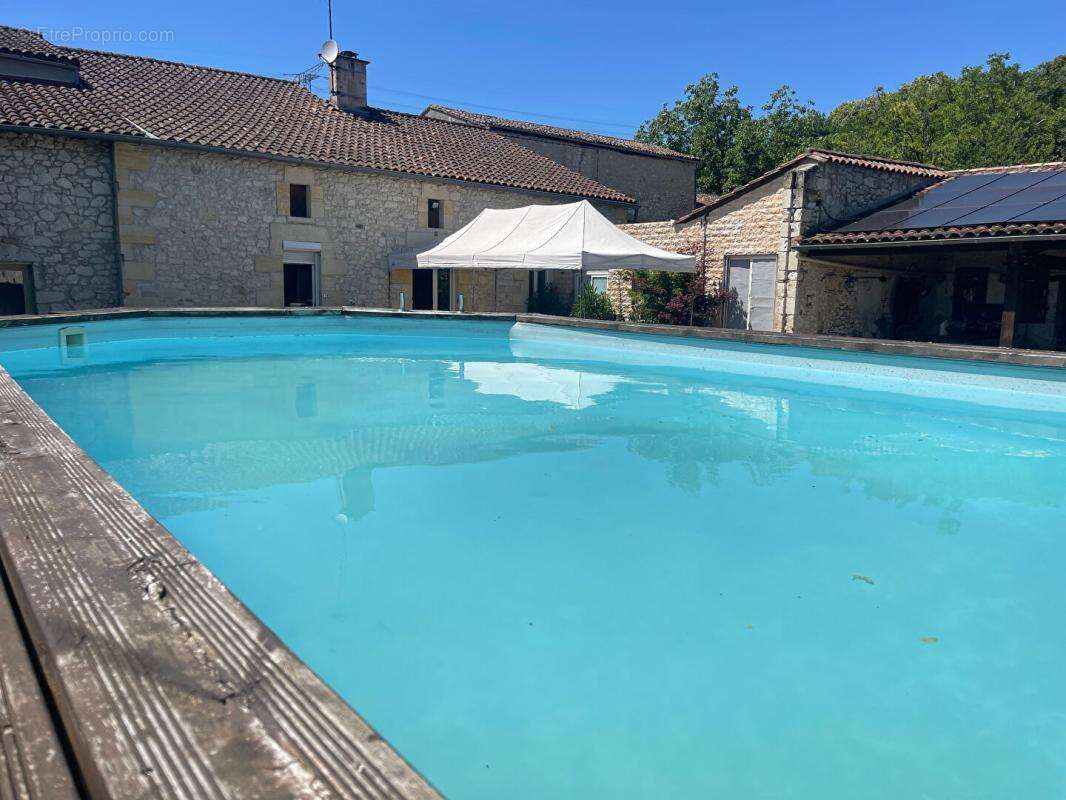 Maison de famille en pierre ? 258 m² + dépendances ? Saint-Antoine-de-Breuilh, Bordeaux en 45 min - photo 5