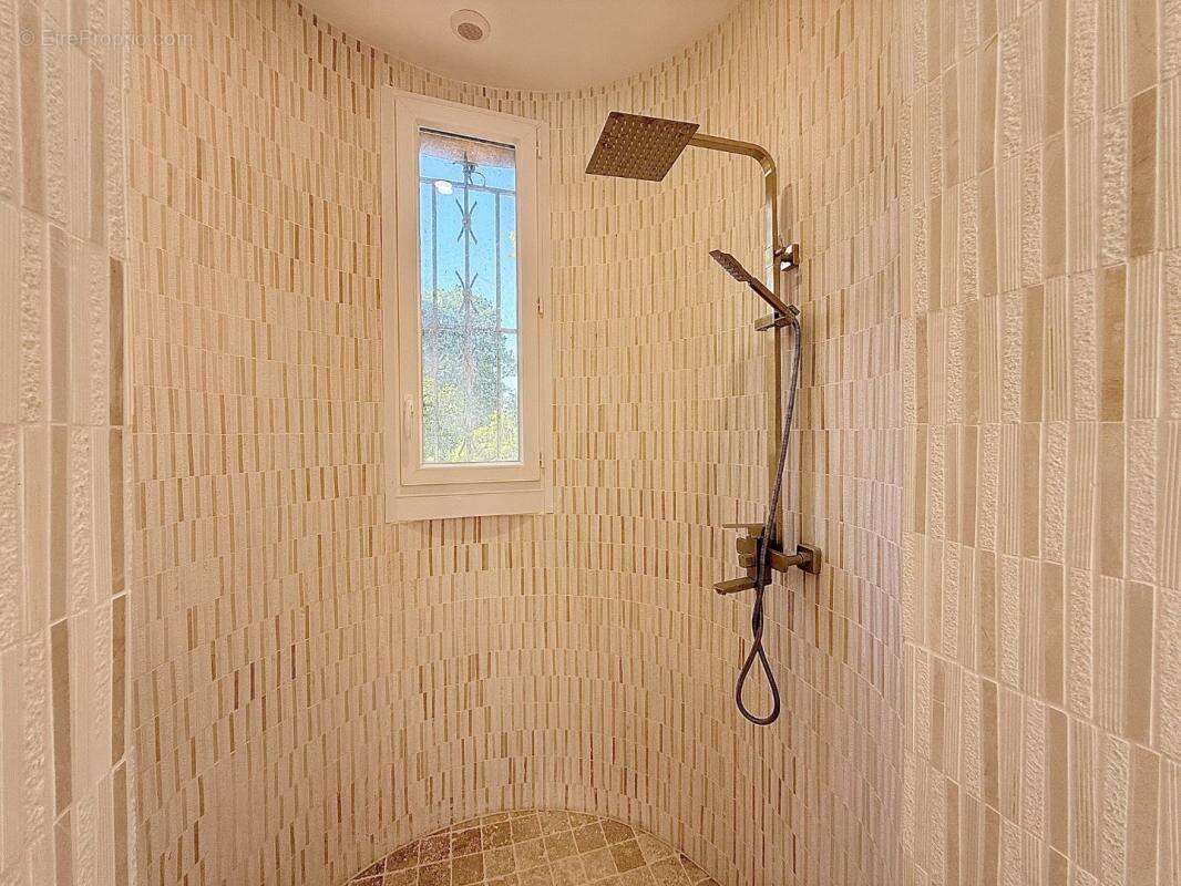 Maison à CASTELSARRASIN