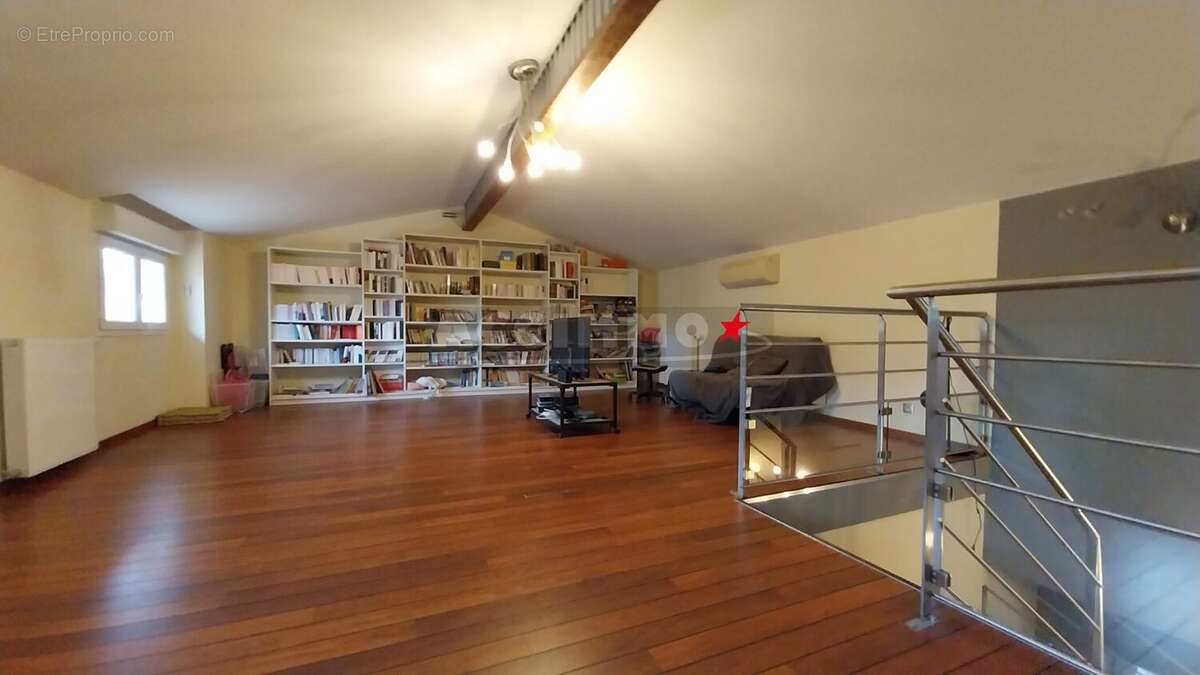 Maison à SAINT-ORENS-DE-GAMEVILLE