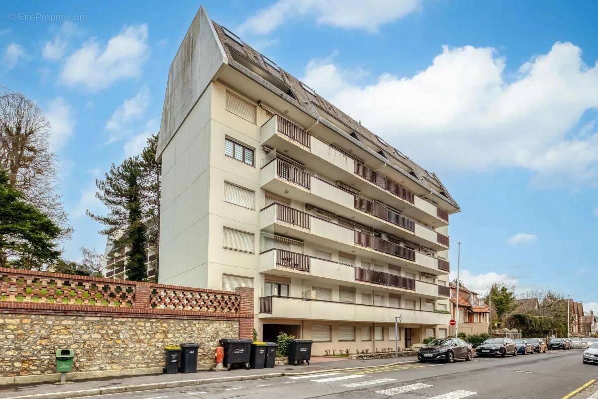 Appartement à TROUVILLE-SUR-MER