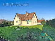 Maison à LILLEBONNE