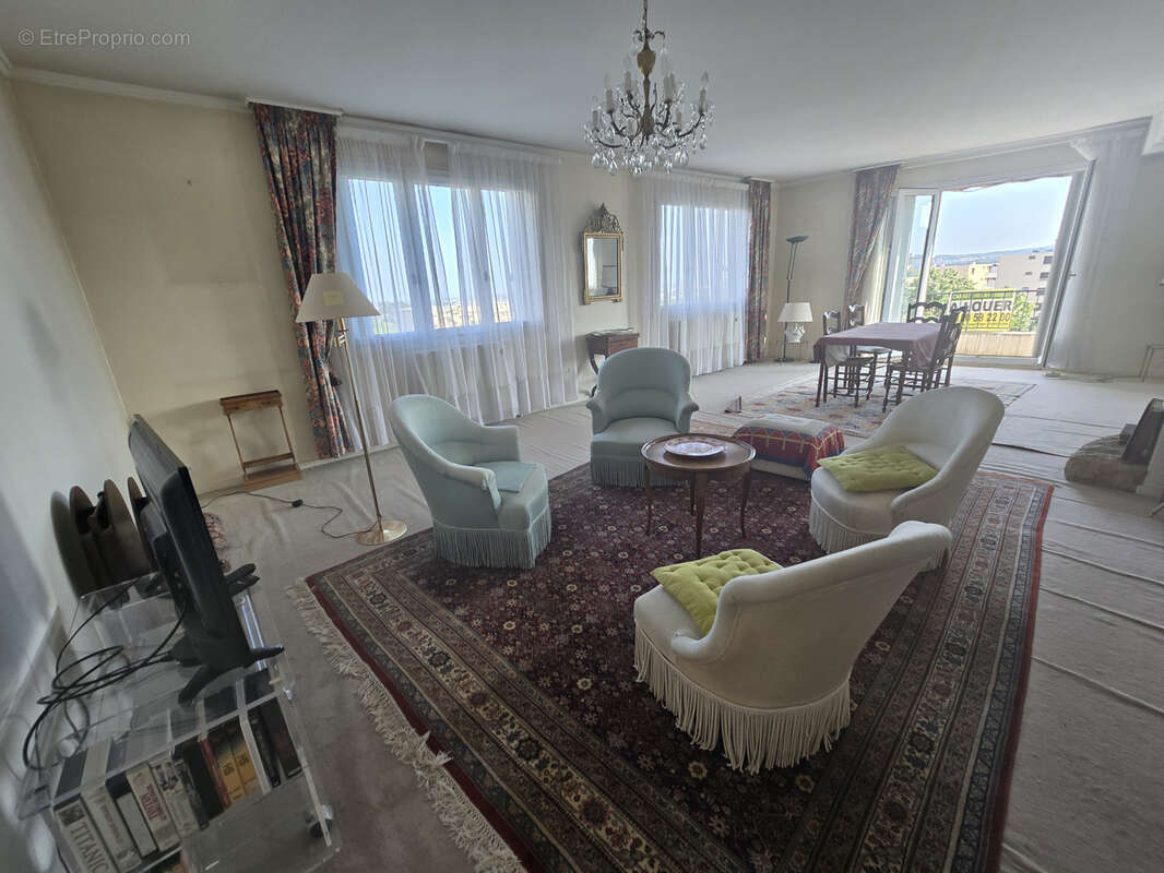 Appartement à TALANT