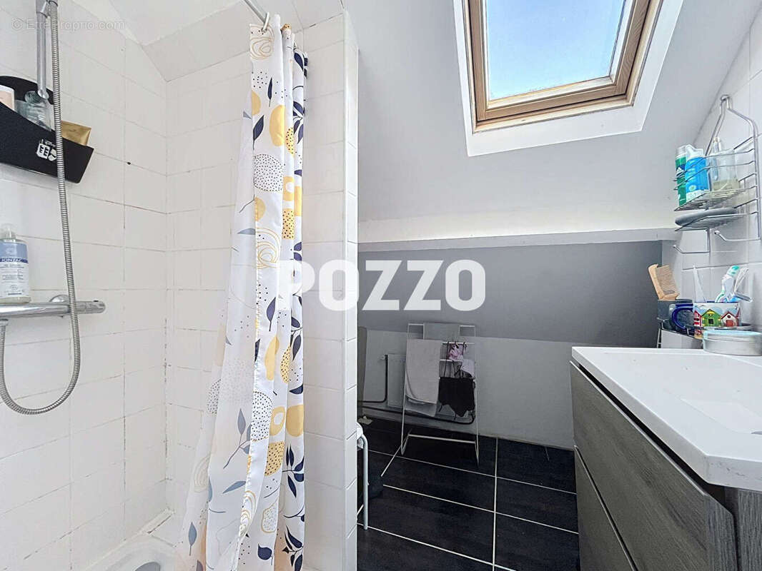 Maison à SAINT-PAIR-SUR-MER