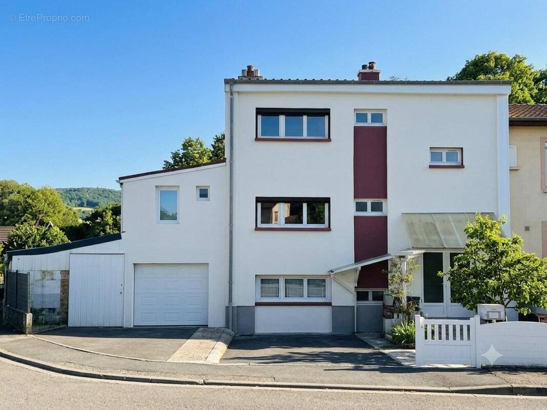 Photo 1 - Maison à DELLE