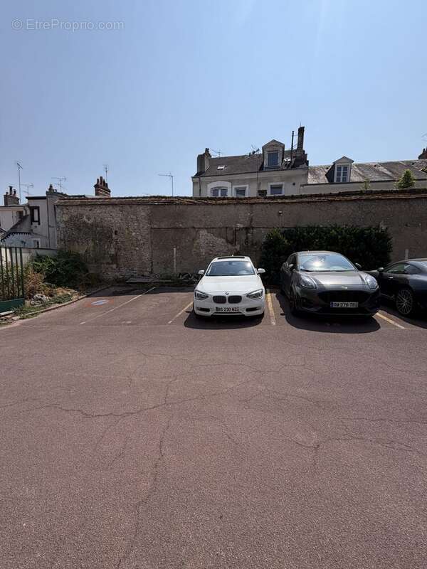 Parking 12 m² à Orleans  - photo 2