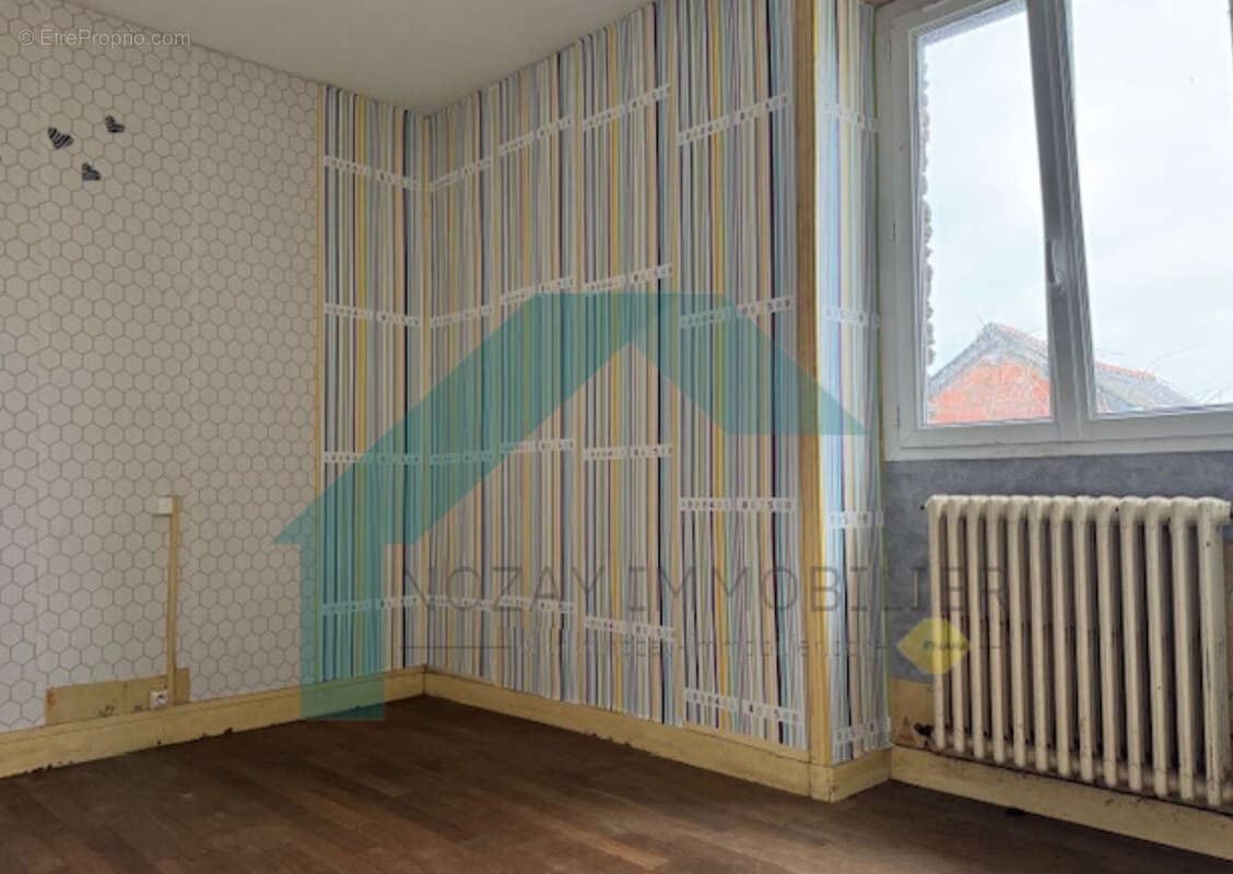 Maison à MARSAC-SUR-DON