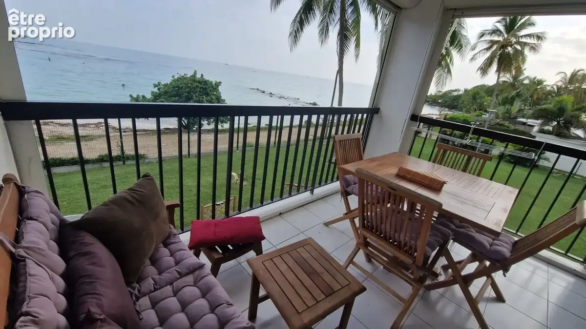 Superbe studio vue mer premiere ligne plage a pied à le gosier (971) - photo 2