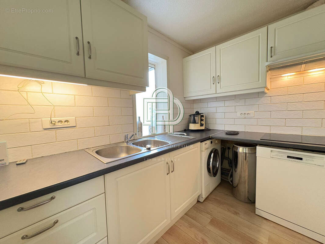 Maison plain pied T3, 52m2 + terrasse - Quartier pinède GRUISSAN - photo 5