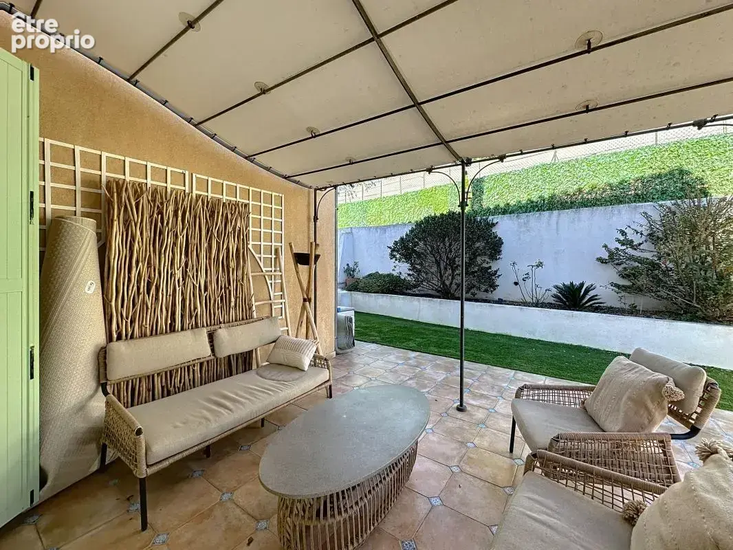 Maison familiale de 150 m² – 4 chambres – Jardin - Piscine - Terrasses - photo 11