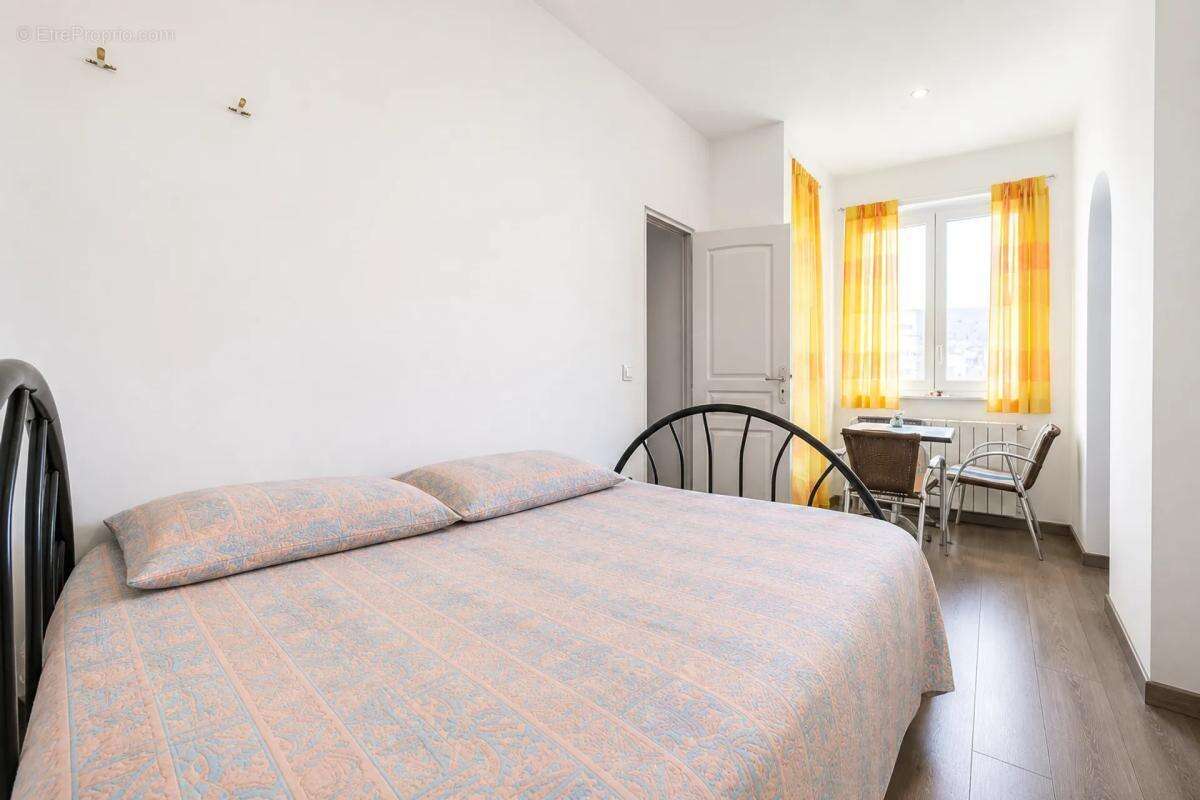 Maison familiale 5 pièces de 100 m² avec 4 chambres – Fréjus - photo 5